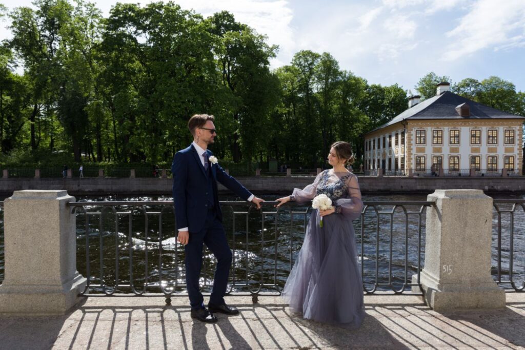 Photo Bride Anna in an Artemis dress