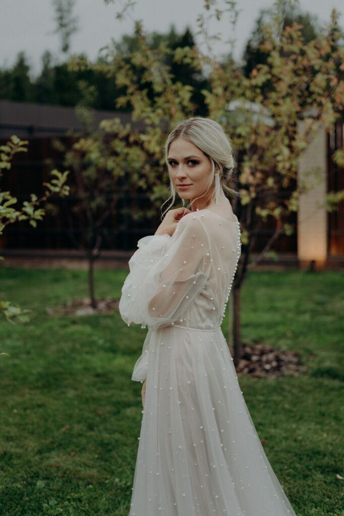 Photo Bride Anna in an Iowa wedding dress