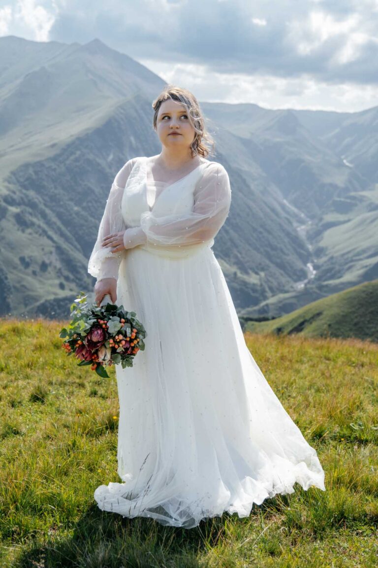 Bride Anna in an Iowa wedding dress