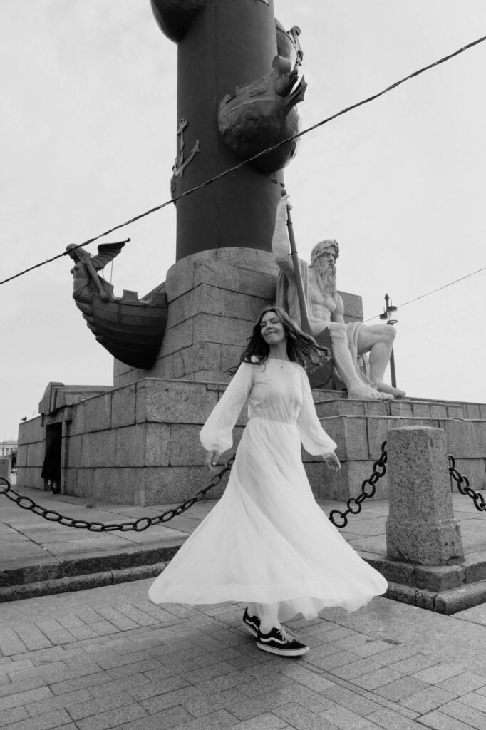 Photo Bride Daria in a custom wedding dress by Boudoirwedding