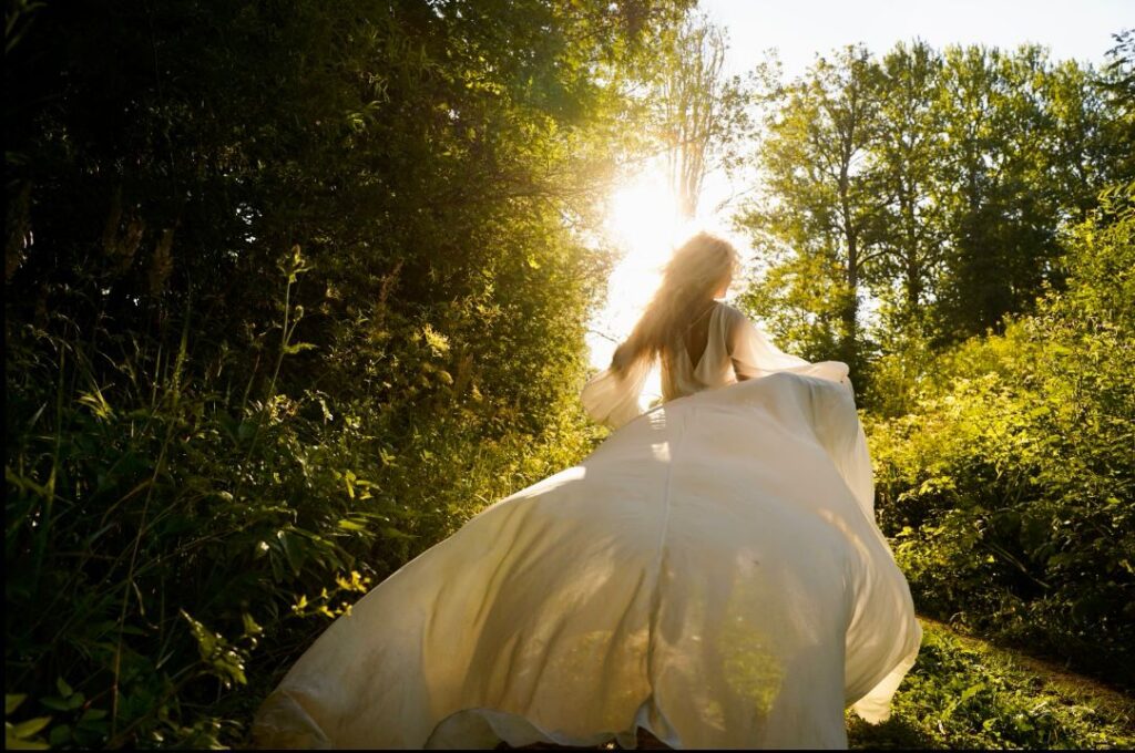 Photo Bride Emilia in an Augusta dress
