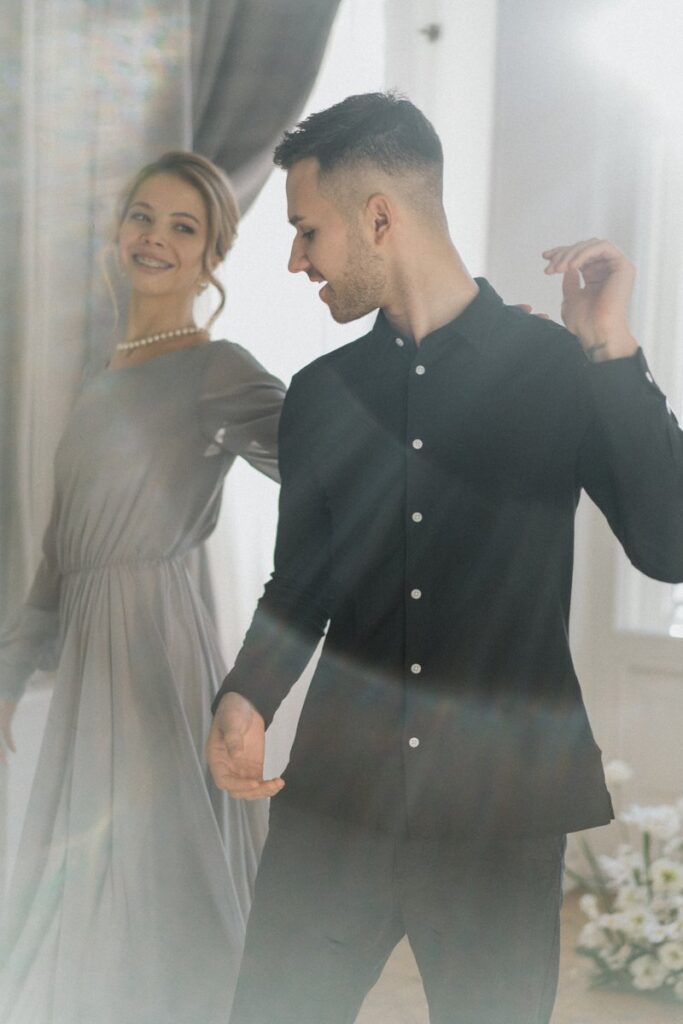 Photo Bride in a gray Nirvana wedding dress