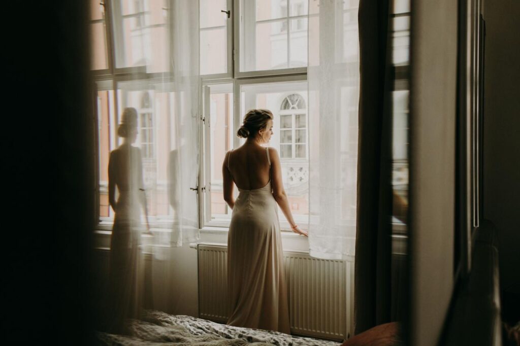 Photo Bride Jana in a gorgeous Nirvana wedding dress