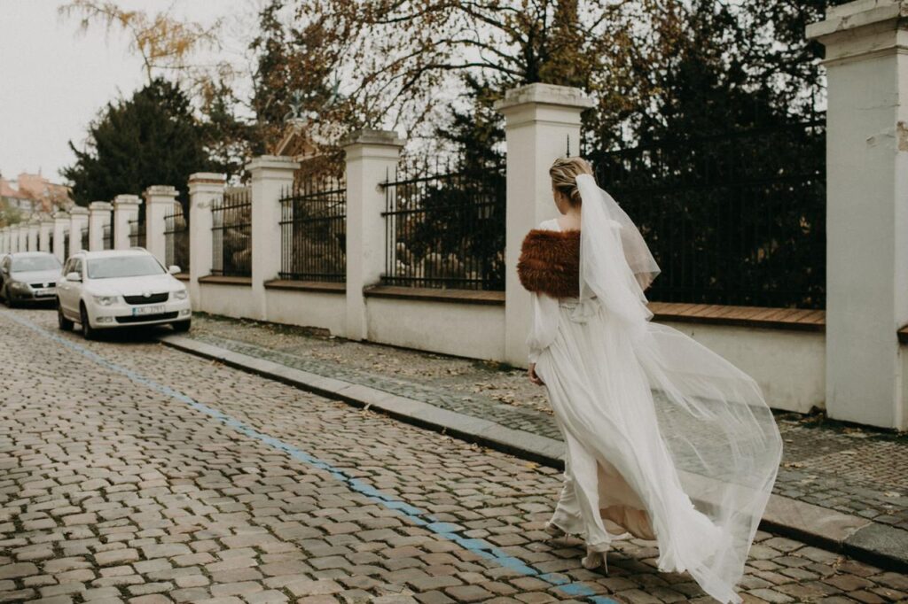 Photo Bride Jana in a gorgeous Nirvana wedding dress