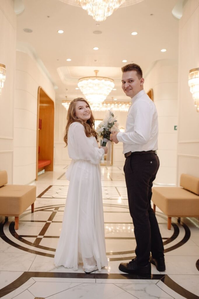 Photo Bride Paulina in a Nirvana dress