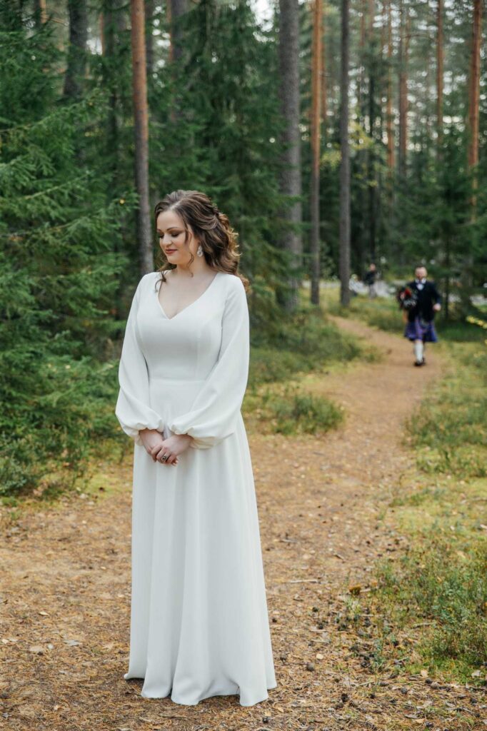 Photo Bride Sophia in a Tiffany wedding dress