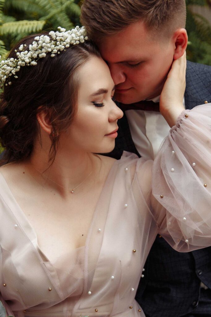 Photo Bride Xenia in powder wedding dress Iowa