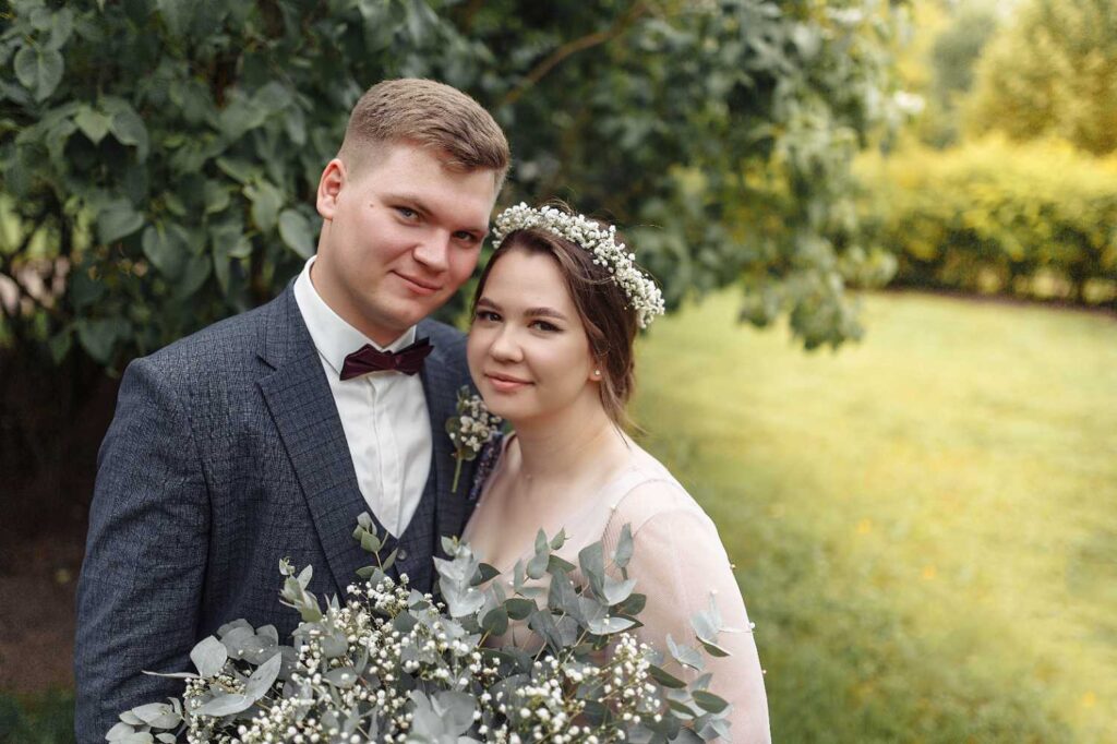 Photo Bride Xenia in powder wedding dress Iowa
