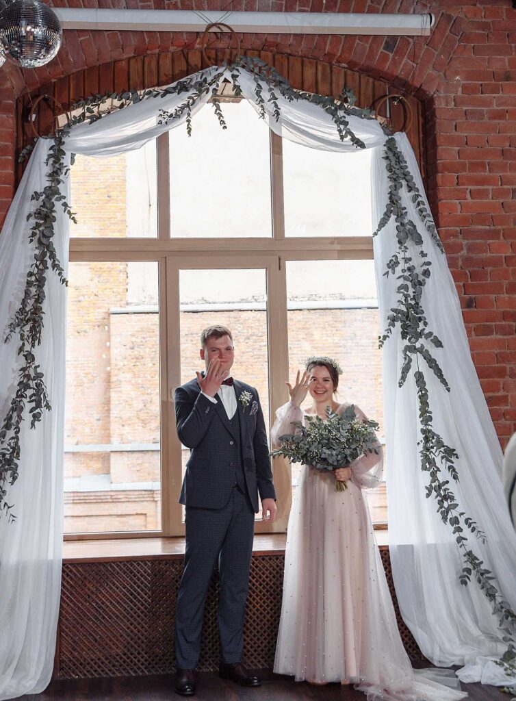 Photo Bride Xenia in powder wedding dress Iowa