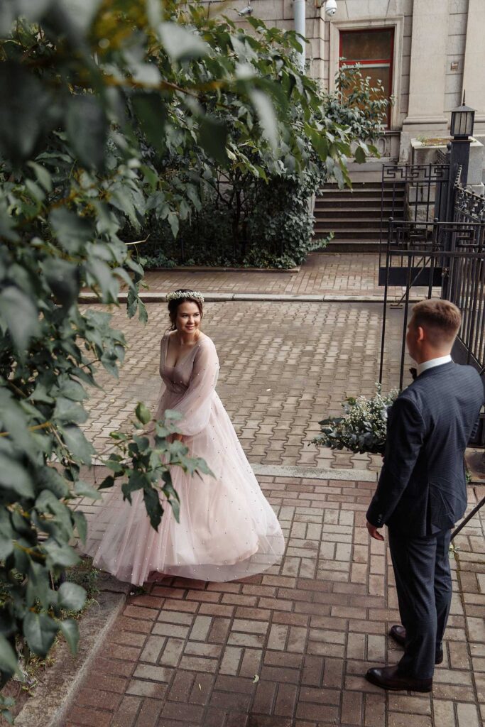 Photo Bride Xenia in powder wedding dress Iowa
