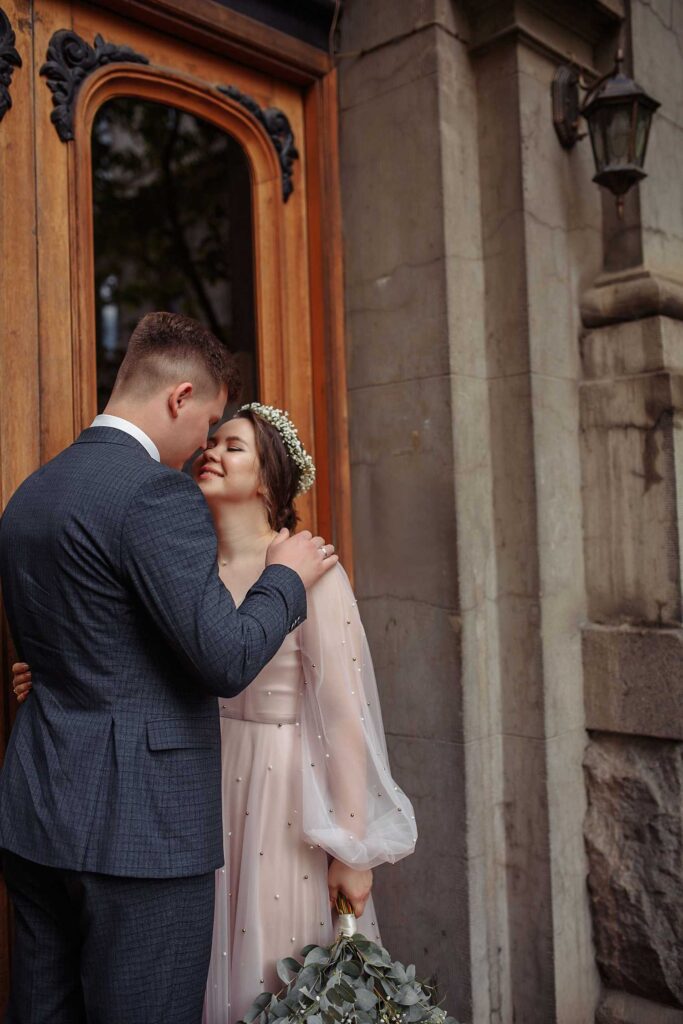 Photo Bride Xenia in powder wedding dress Iowa