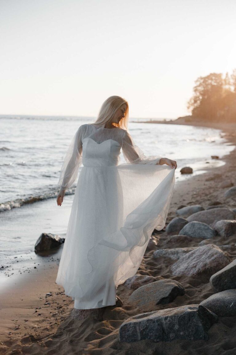Custom dress for a summer bride by BoudoirWedding