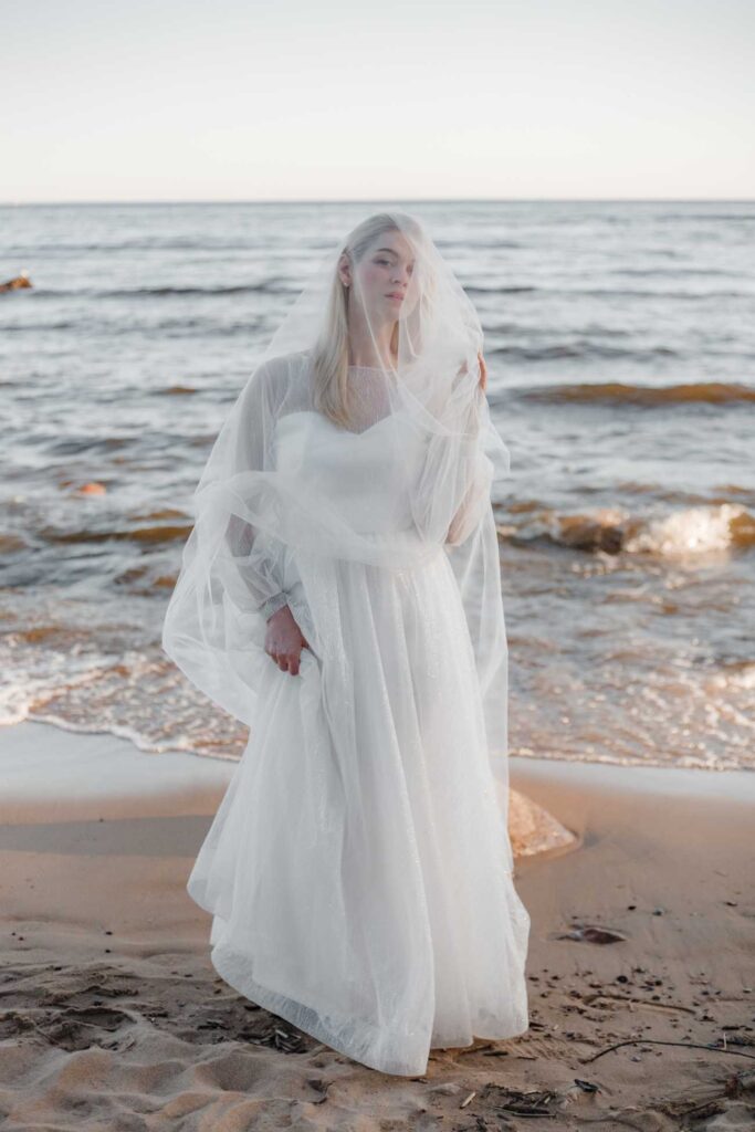 Photo Custom dress for a summer bride by BoudoirWedding