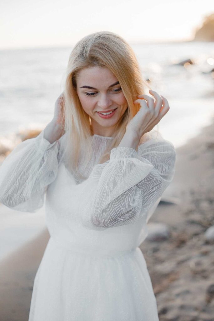 Photo Custom dress for a summer bride by BoudoirWedding