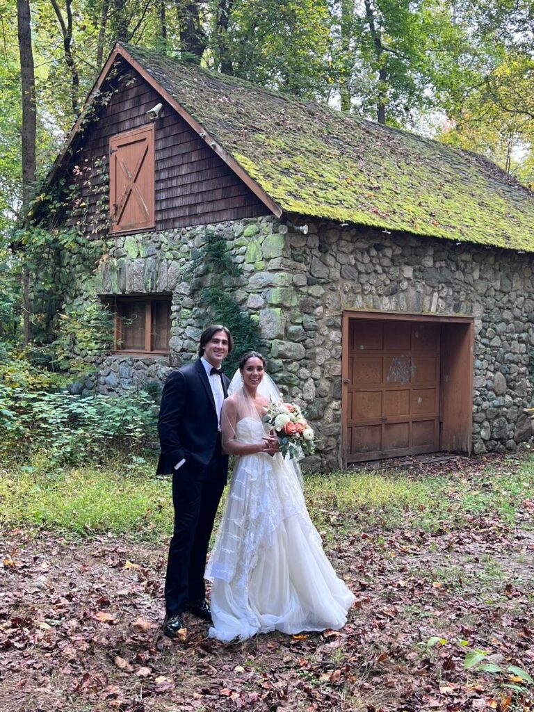 Photo Edelweiss dress on a beautiful bride from the USA