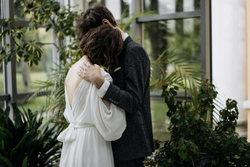 Photo Happy bride in an Augusta gown