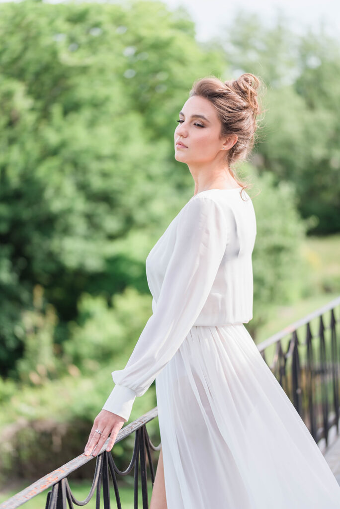 Photo Morning photo shoot in Charis boudoir dress
