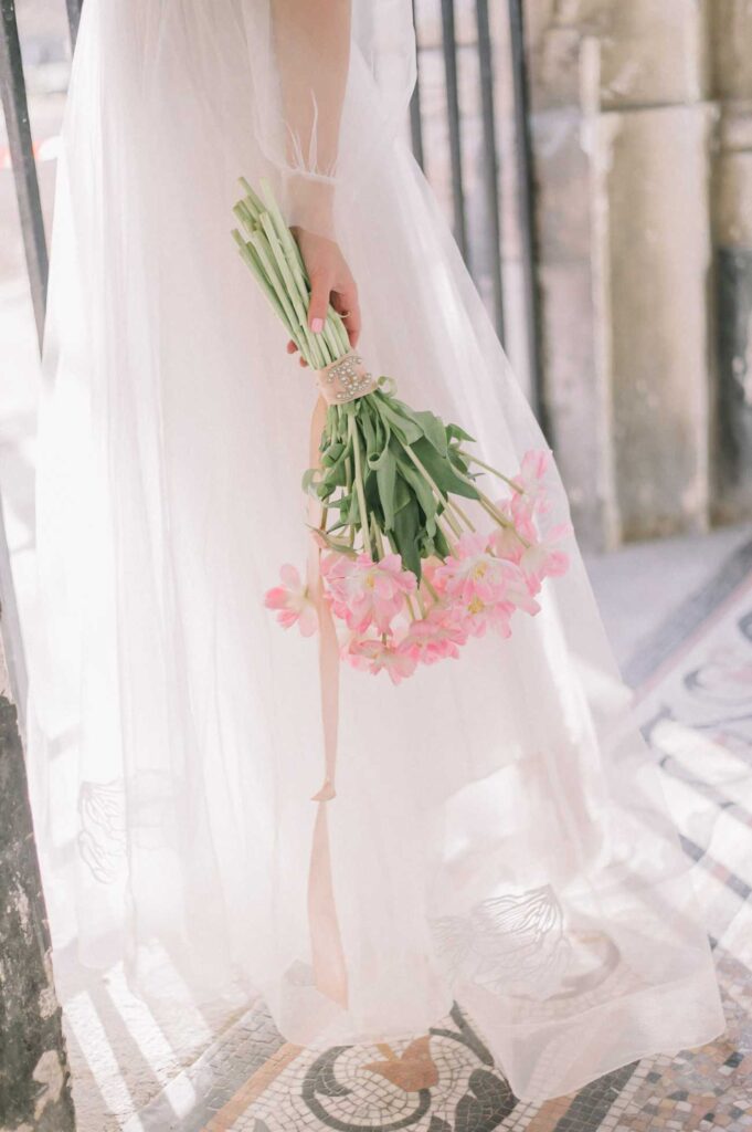 Photo Photo session in France bride in Fantasia dress