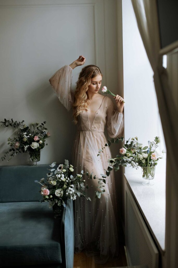 Photo Photo session of a bride in a powder dress Iowa