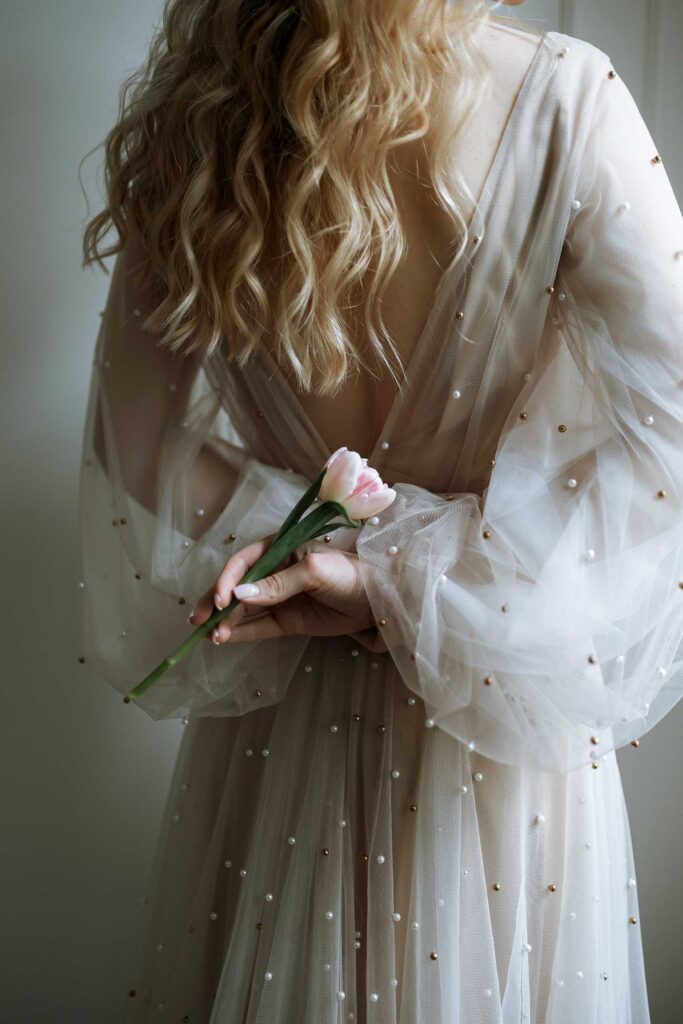 Photo Photo session of a bride in a powder dress Iowa