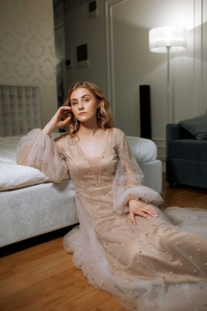 Photo Photo session of a bride in a powder dress Iowa