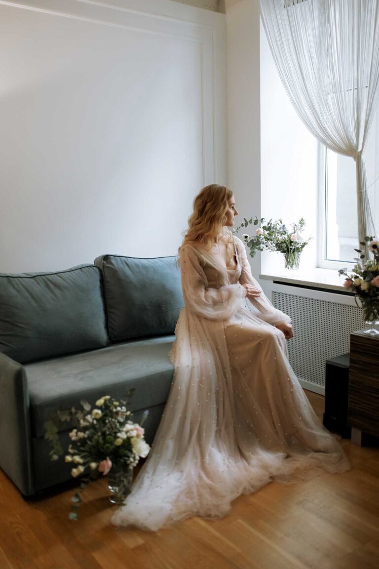 Photo session of a bride in a powder dress Iowa