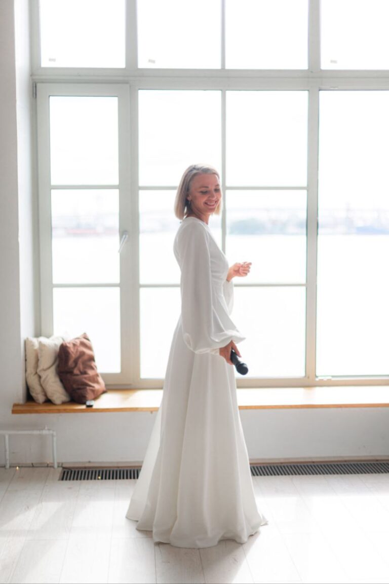 Photo shoot in a Pearl dress
