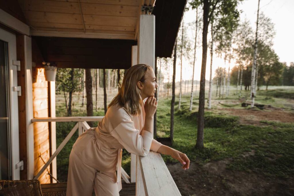 Photo Rustic photo shoot in pajamas by Boudoirwedding