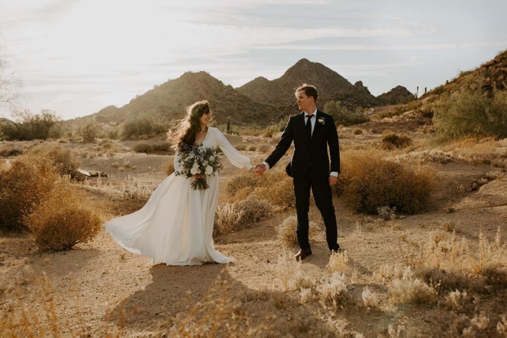 Photo Wedding photo shoot bride in Rivera dress