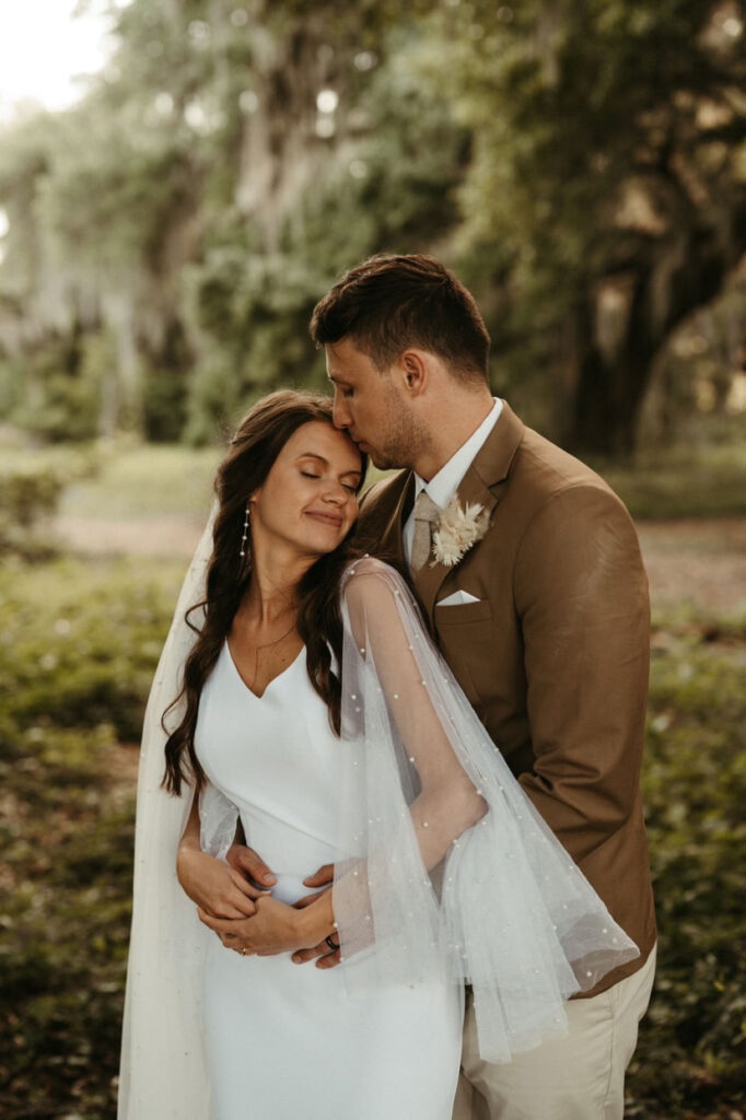 Photo Wedding photo shoot bride in Sara dress