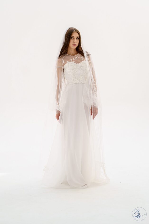 Photo Wedding dress Iris