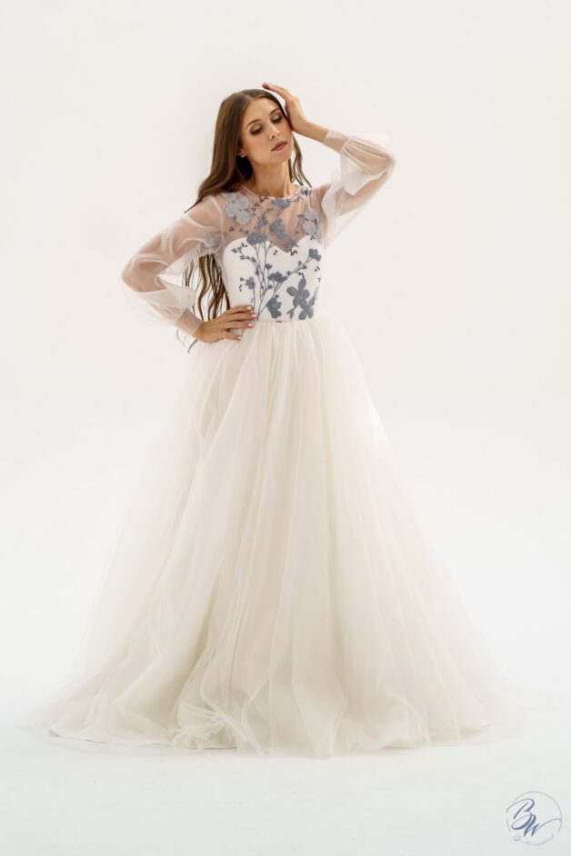 Photo Wedding dress Orchid