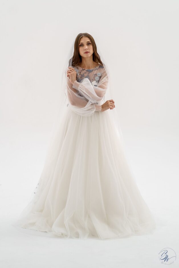 Photo Wedding dress Orchid
