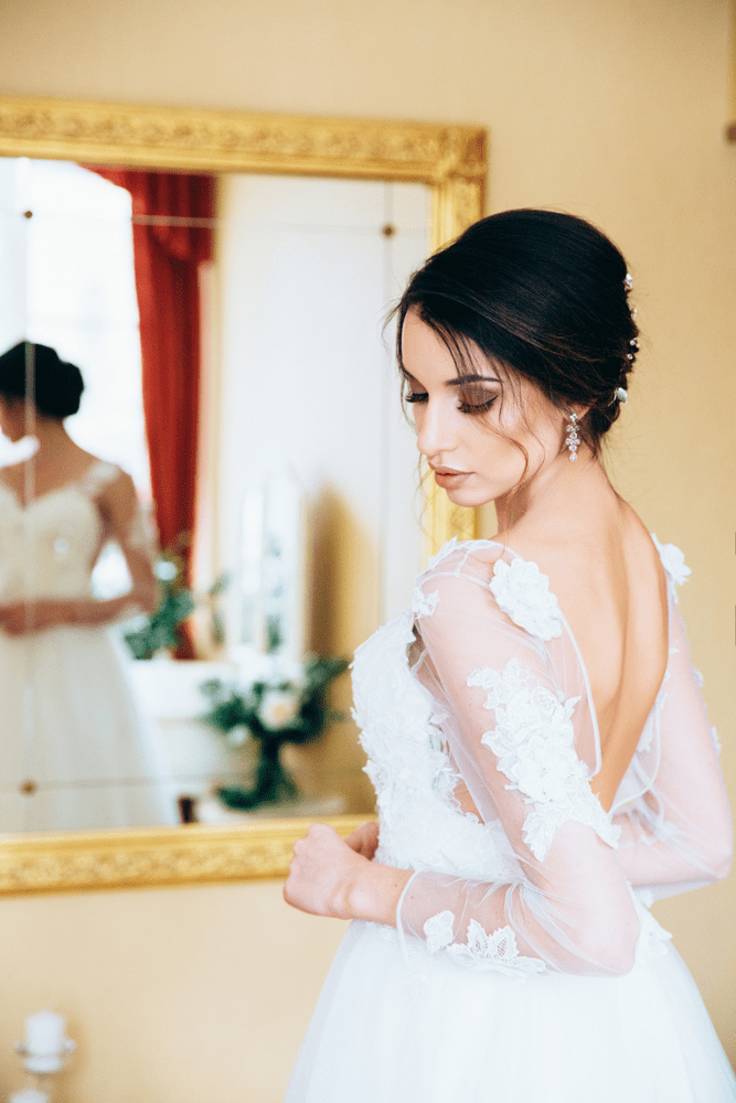 Wedding project with Dalia wedding dress and Valerie boudoir dress