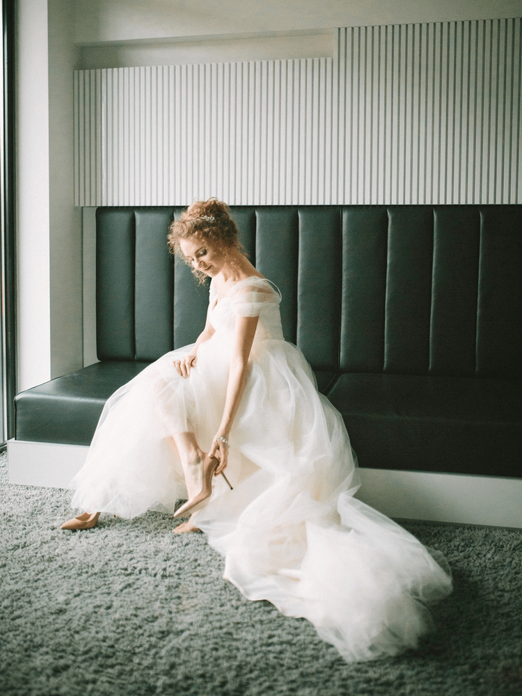 Inspiration – White Water shoot with Trudy Ivory wedding dress and Audrey boudoir