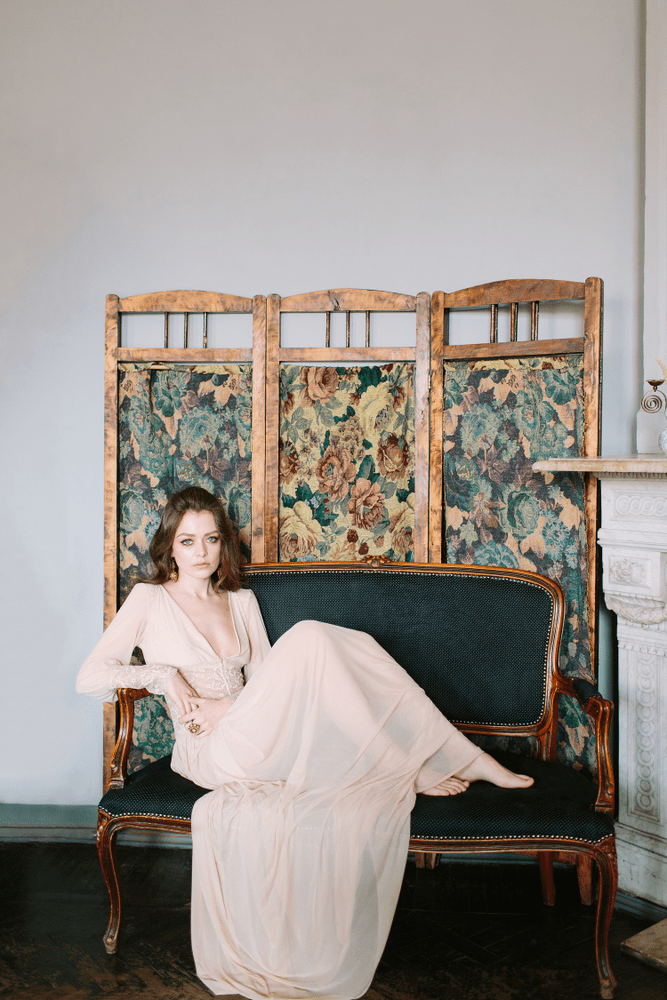 Authentic photo shoot in a boudoir dress Sharon Authentic photo shoot in a boudoir dress Sharon